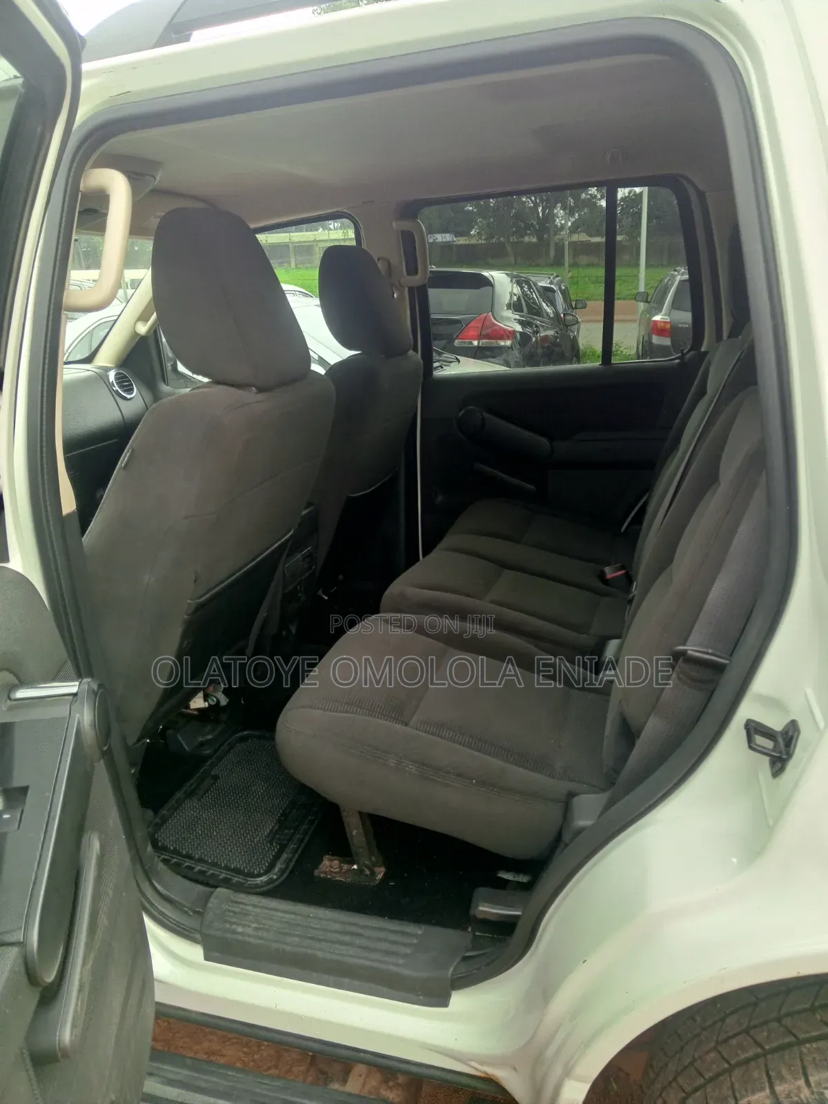 Ford Explorer 2010 White