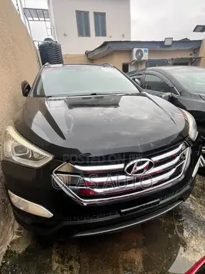 Hyundai Santa Fe 2015 Black