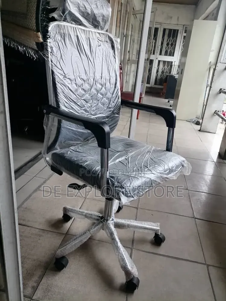 Swivel Office Chair