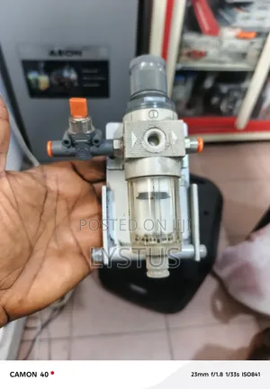 Air Filter Regulator (0–8 Bar)