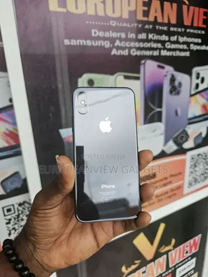 Apple iPhone XS 64 GB Black
