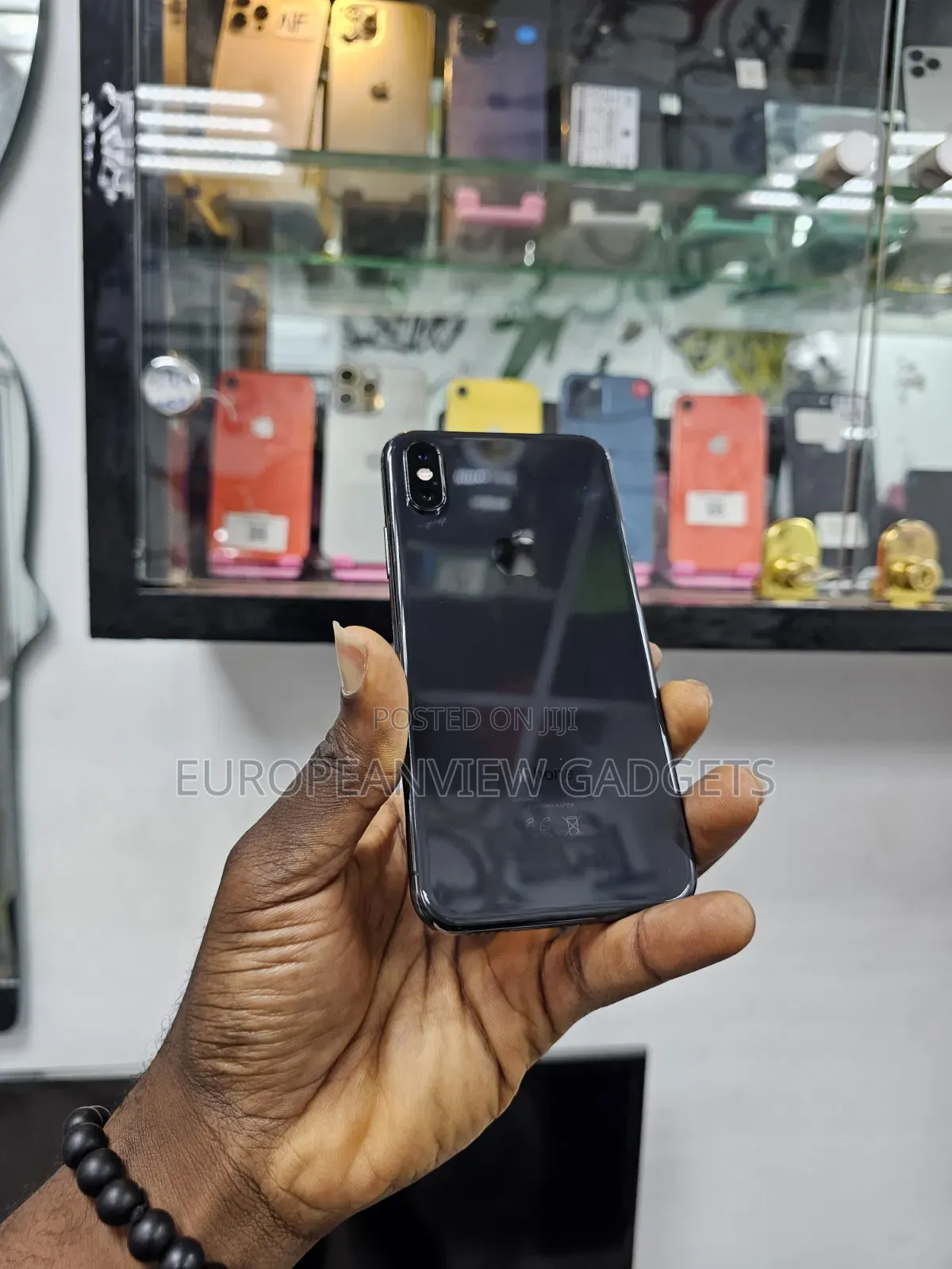 Apple iPhone XS 64 GB Black