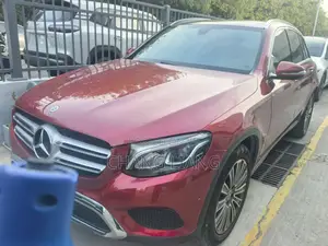 Mercedes-Benz GLC-Class 2017 Red