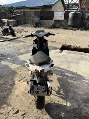 Motorcycle 2019 White