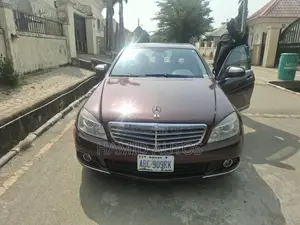Mercedes-Benz C300 2008 Brown