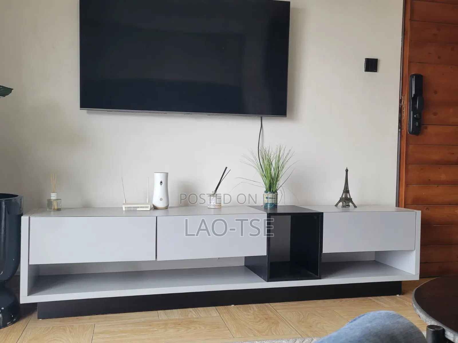 Minimalist Affordable HDF TV Console