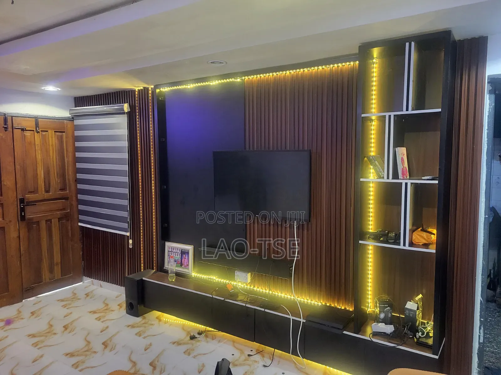 Minimalist Affordable HDF TV Console