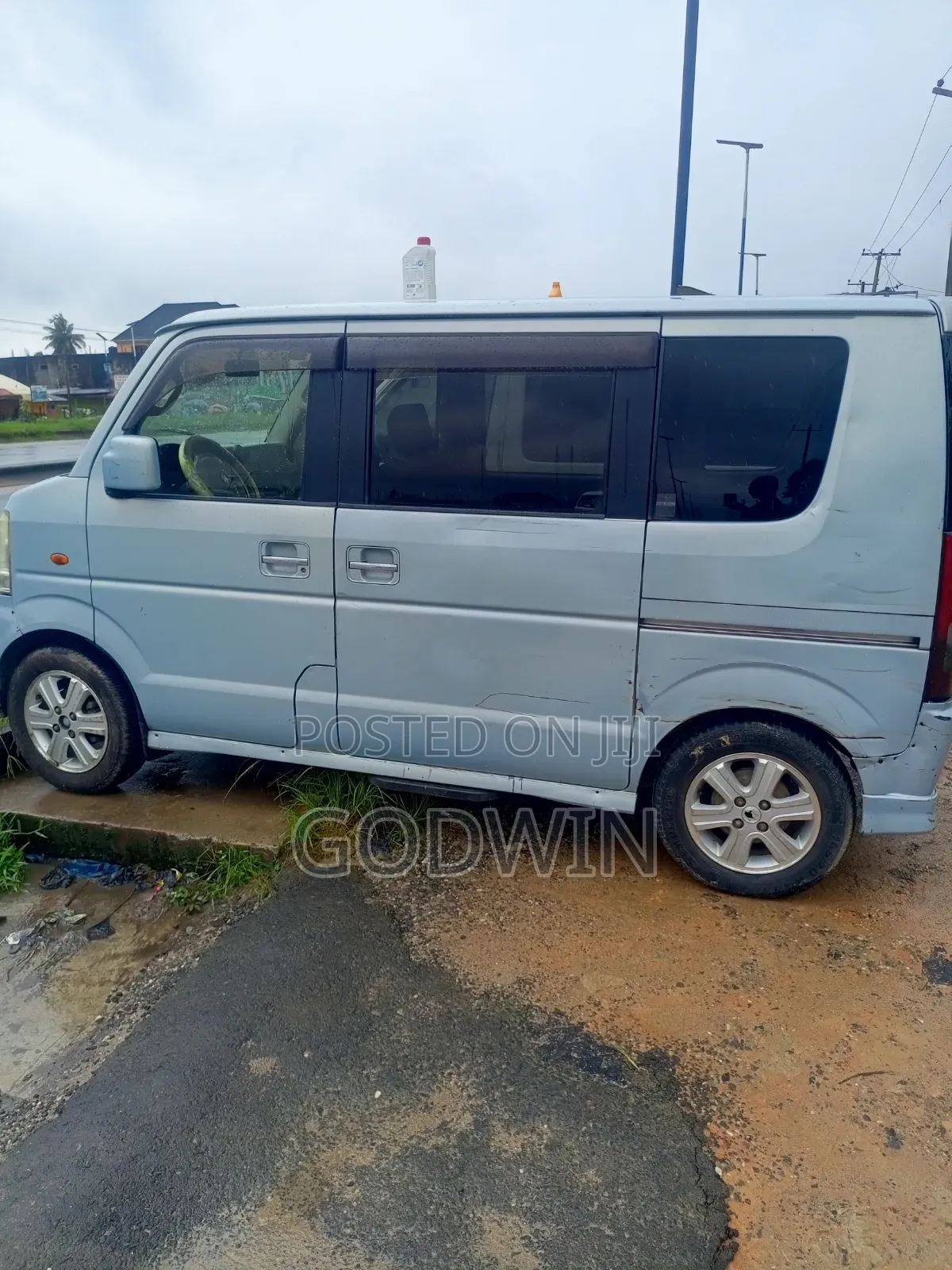 Suzuki APV Minibus 2015 Blue