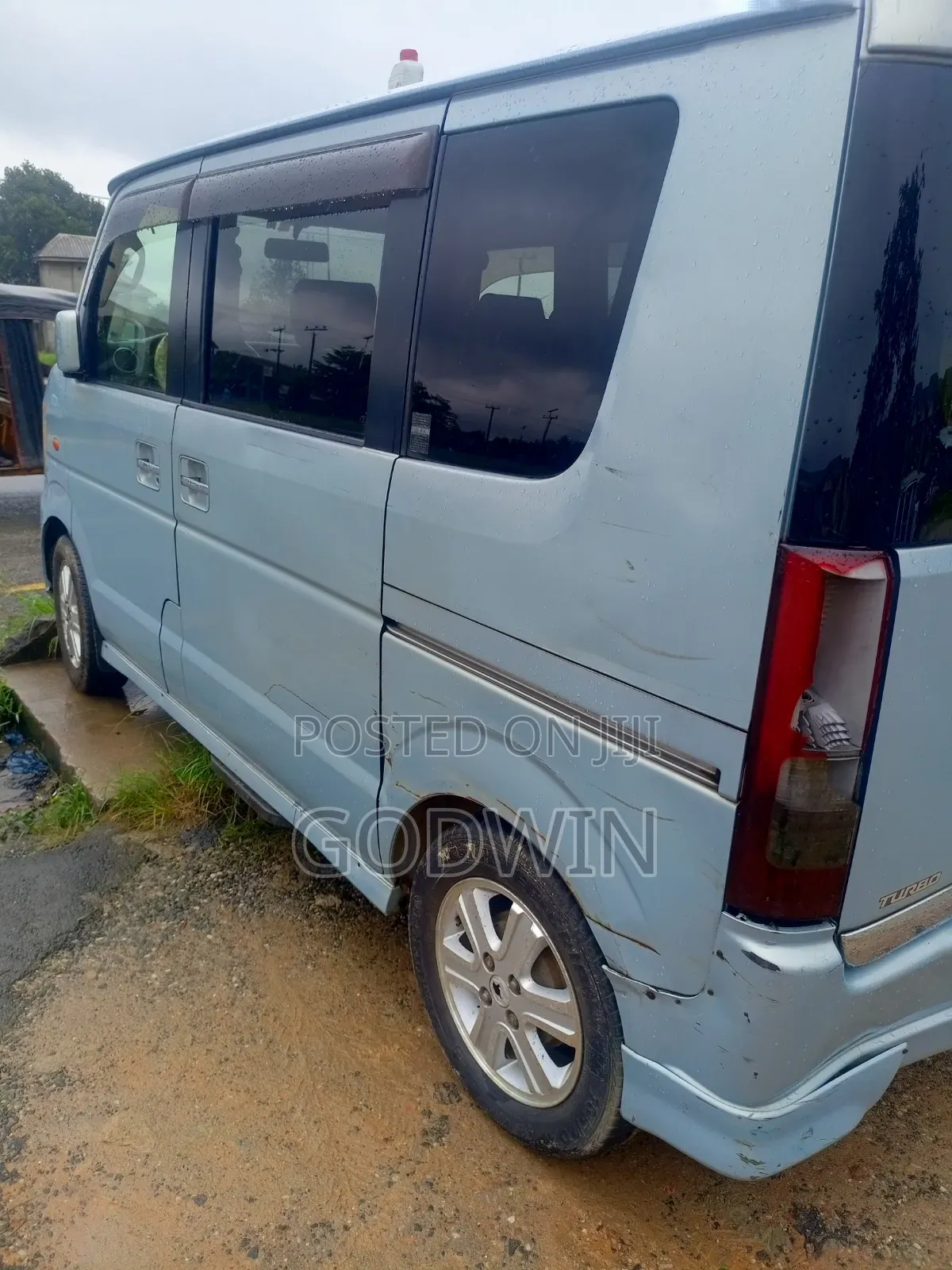 Suzuki APV Minibus 2015 Blue