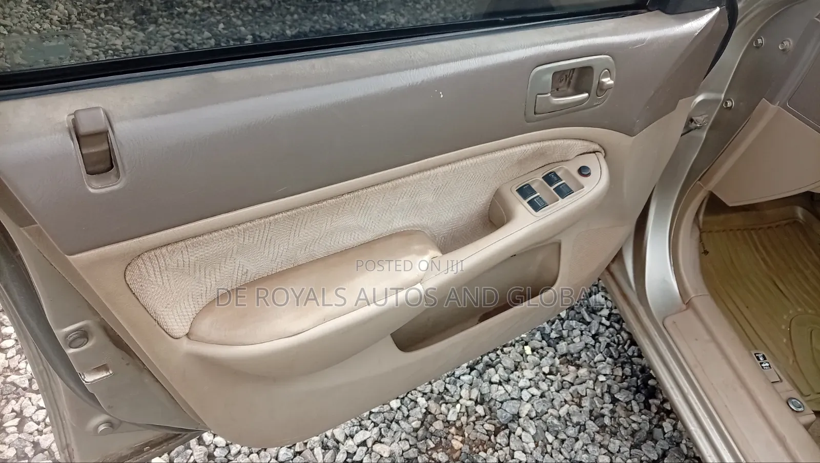 Honda Civic 2004 Gold