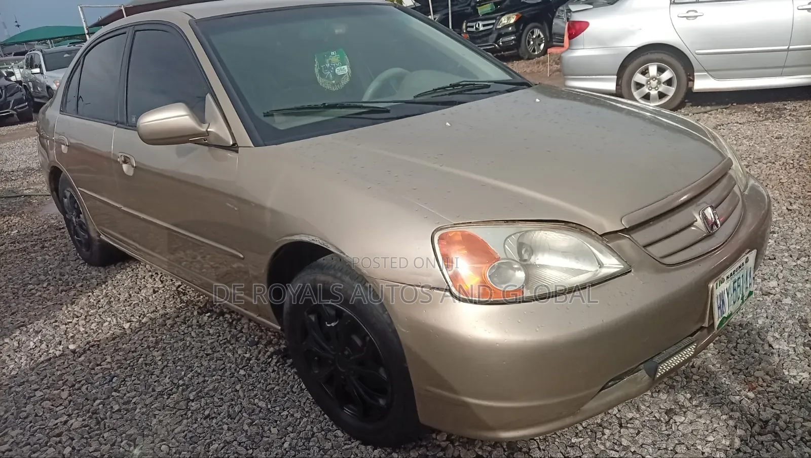 Honda Civic 2004 Gold