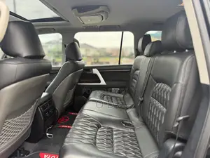 Toyota Land Cruiser 4.0 V6 GX-R 2014 Black