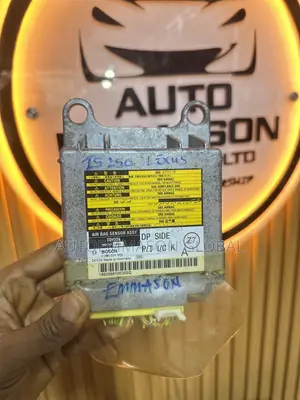 Lexus IS250 / IS350 Airbag SRS Control Module (2006-2010)