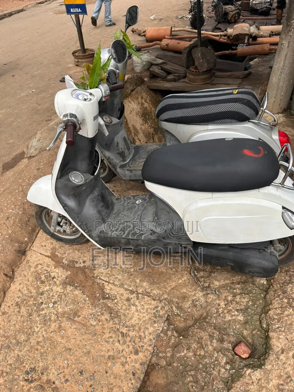 Kymco 2020 White