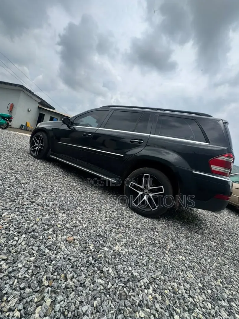 Mercedes-Benz GL-Class 2009 Black