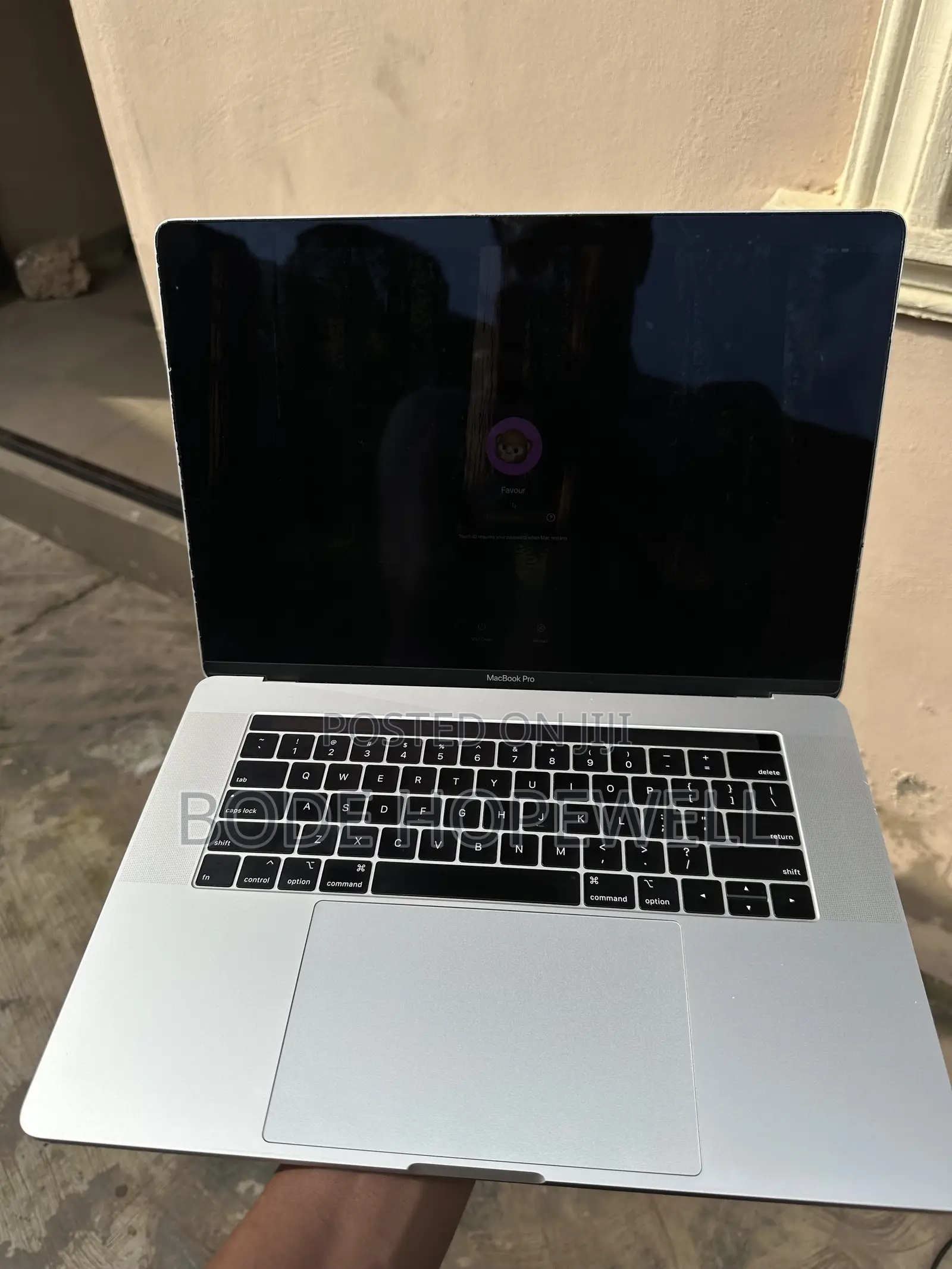 Laptop Apple MacBook Pro 2019 32GB Intel Core i9 SSD 1T