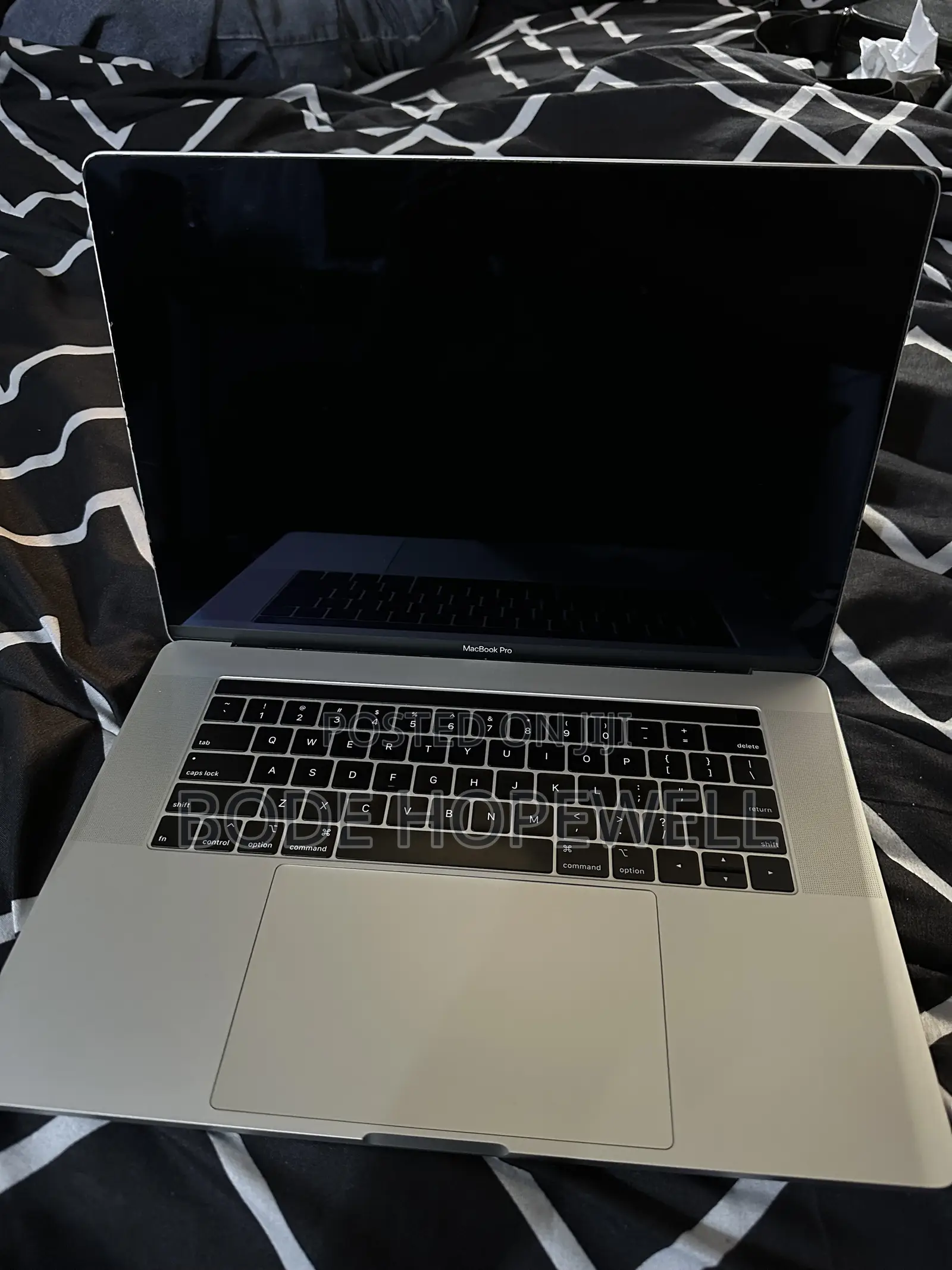 Laptop Apple MacBook Pro 2019 32GB Intel Core i9 SSD 1T