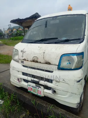 Daihatsu Hijet 2012 White