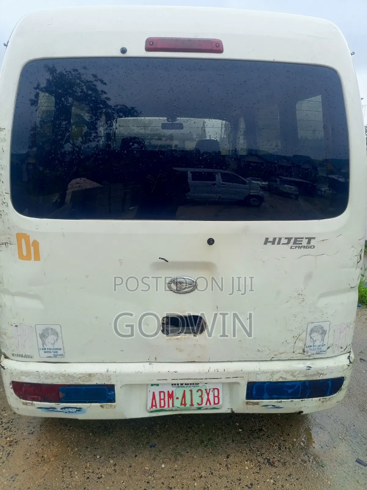 Daihatsu Hijet 2012 White