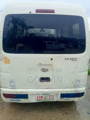 Daihatsu Hijet 2012 White