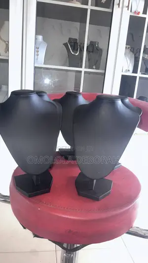 Jewelry Display Neck