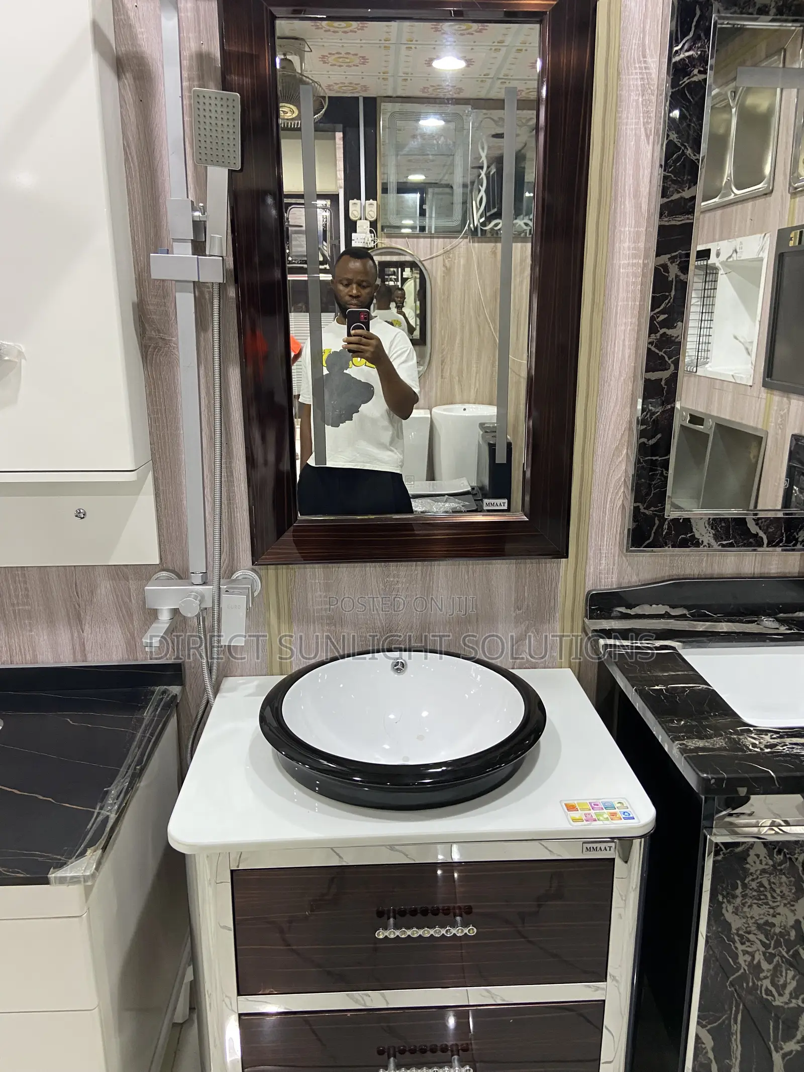 Washing Hands Basin With Mirror