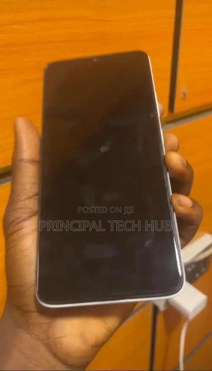 Infinix Smart 7 64 GB White