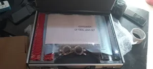 A Handbook of Trial Lens Set