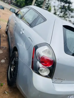 Pontiac Vibe 2009 Silver