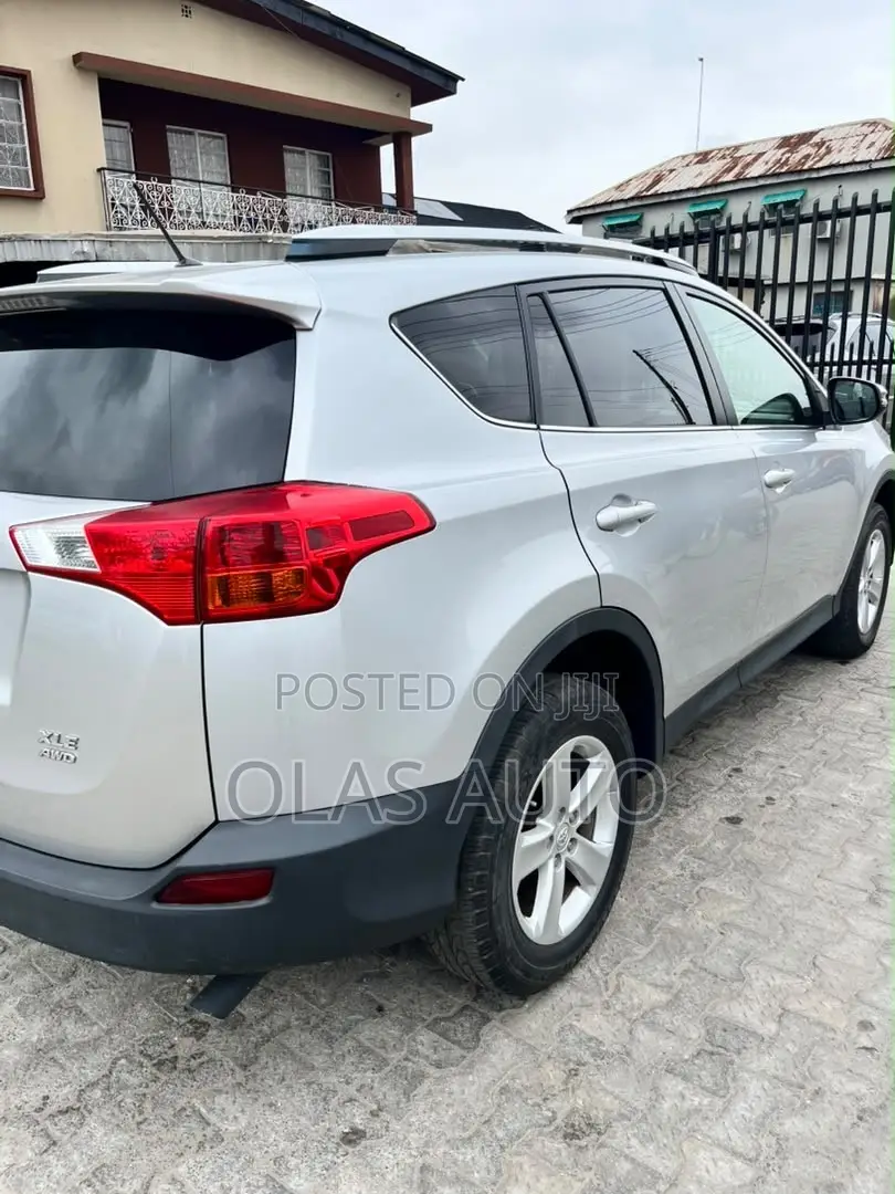 Toyota RAV4 2014 Silver