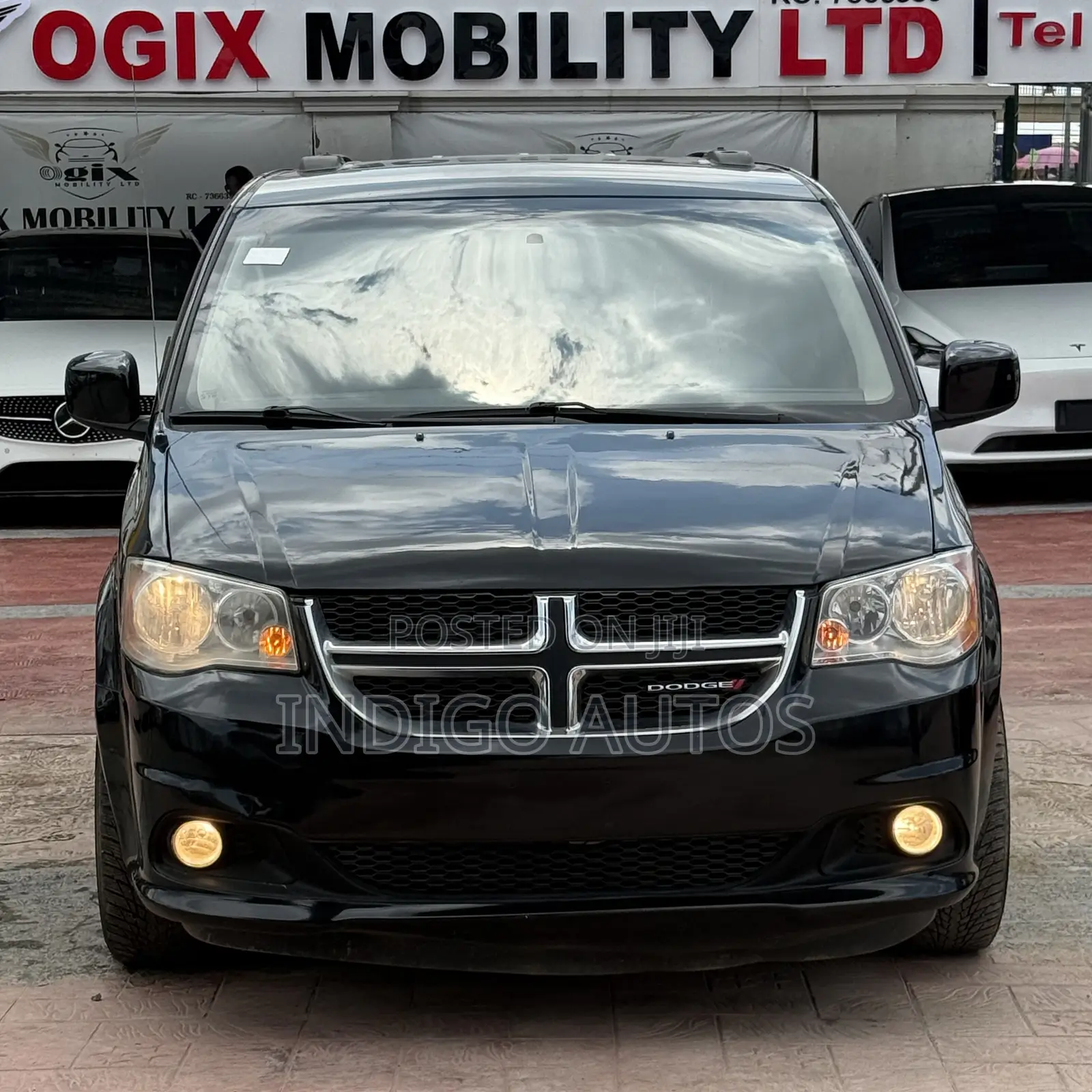 Dodge Caravan 2020 Black