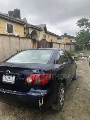 Toyota Corolla LE 2005 Blue