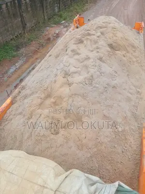 Full 30 Tons of Sharp Sand