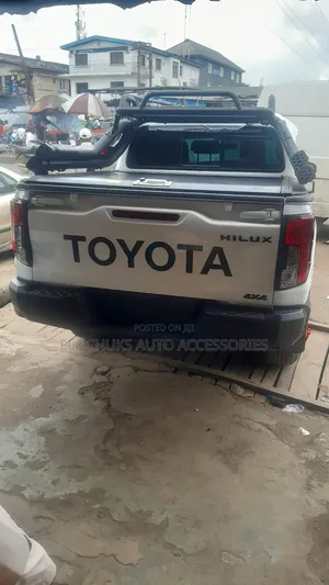Rugged Rollover Bar for Pick Up Trucks