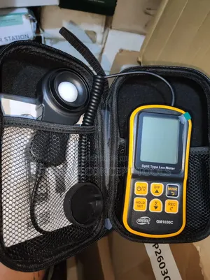 Split Type Lux Meter- GM1030C