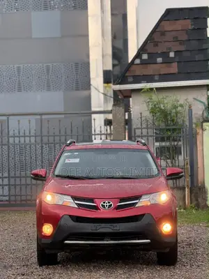 Toyota RAV4 2015 Red