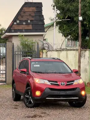 Toyota RAV4 2015 Red