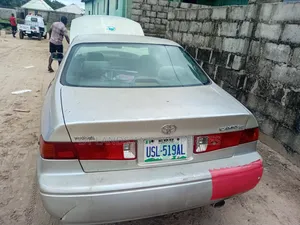 Toyota Camry LE 4dr Sedan (2.2L 4cyl 4A) 2001 Silver