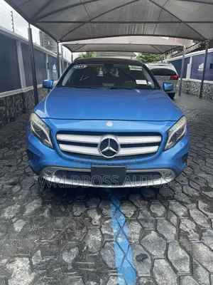 Mercedes-Benz GLA 250 2015 Blue