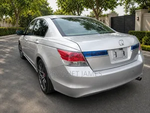 Honda Accord 2012 Silver