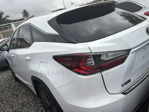 Lexus RX 2021 White