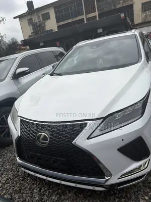 Lexus RX 2021 White