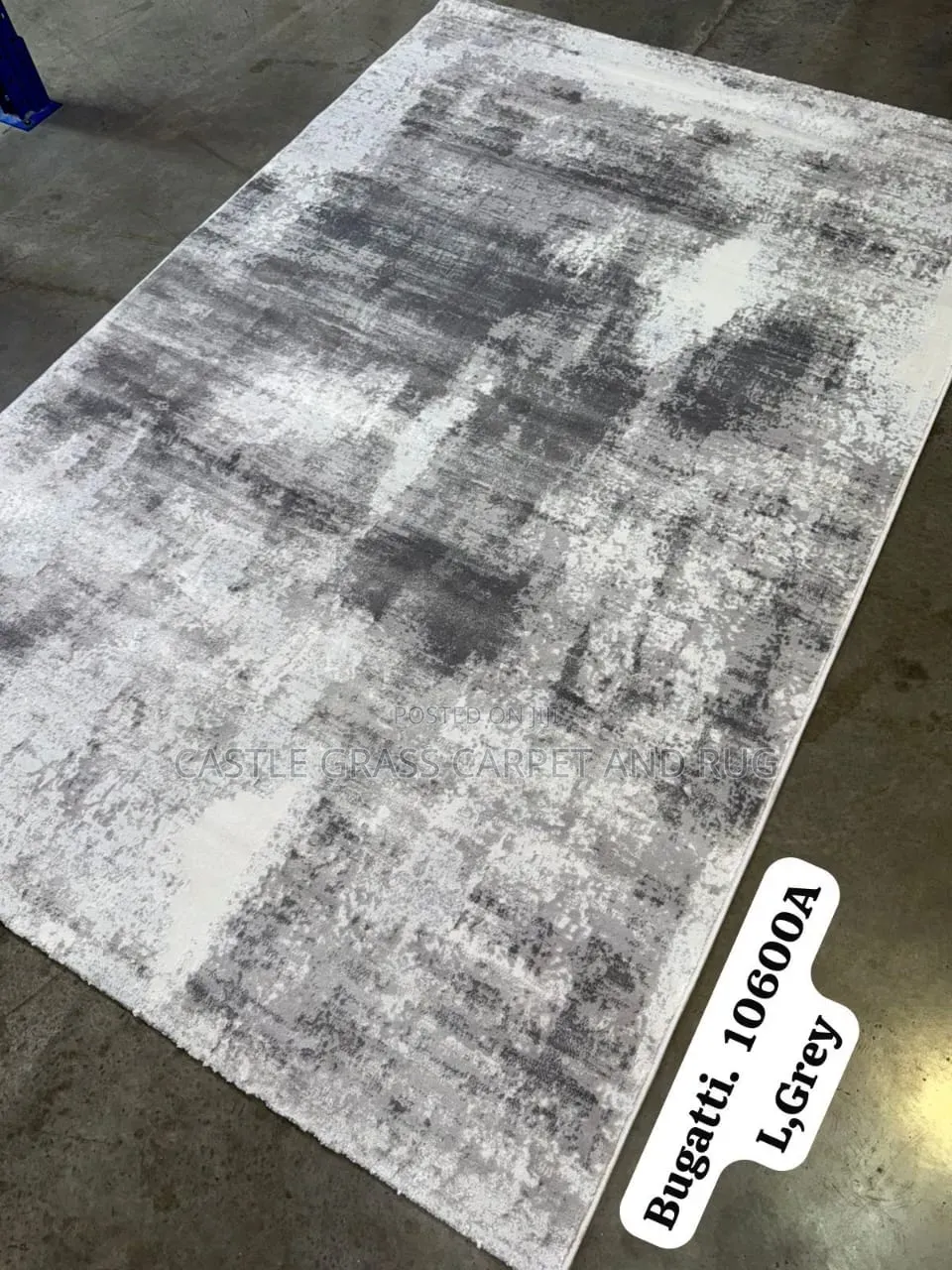 Royal Crown Centre Rug