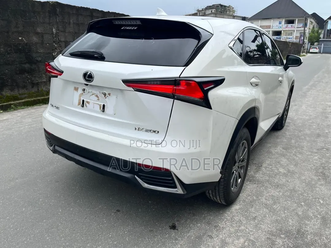 Lexus NX 2018 White