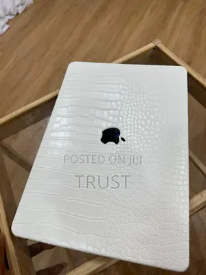 MacBook Pro Case 13" 14" | Premium Leather Matte Cases
