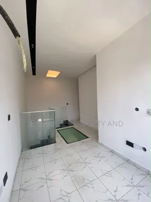3bdrm Duplex in Lbs Ajah, Lekki Expressway for rent