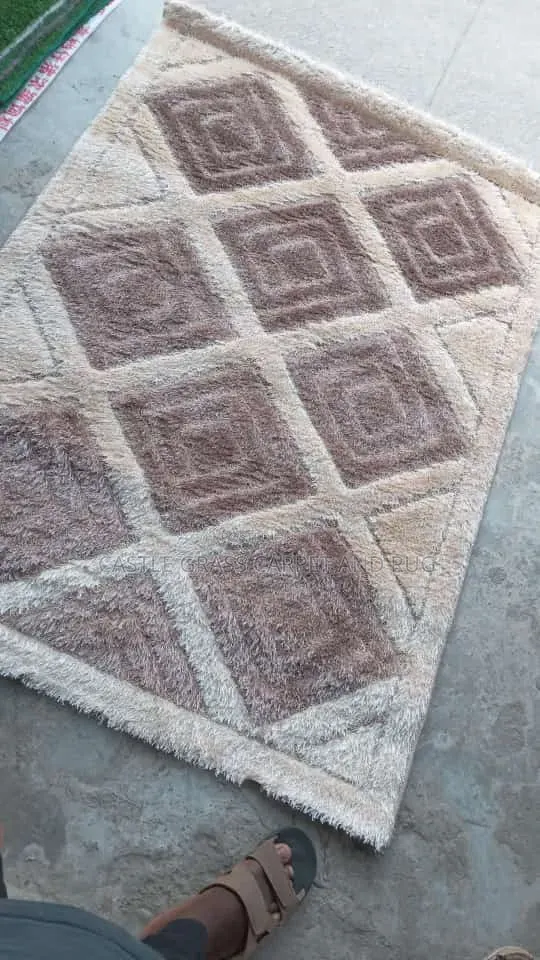 Royal Crest Centre Rug