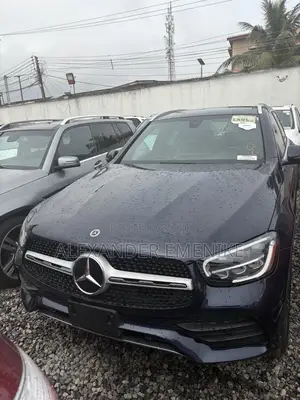 Mercedes-Benz GLC-Class 2021 Blue