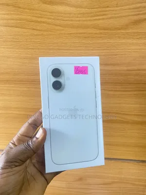 New Apple iPhone 16 128 GB White