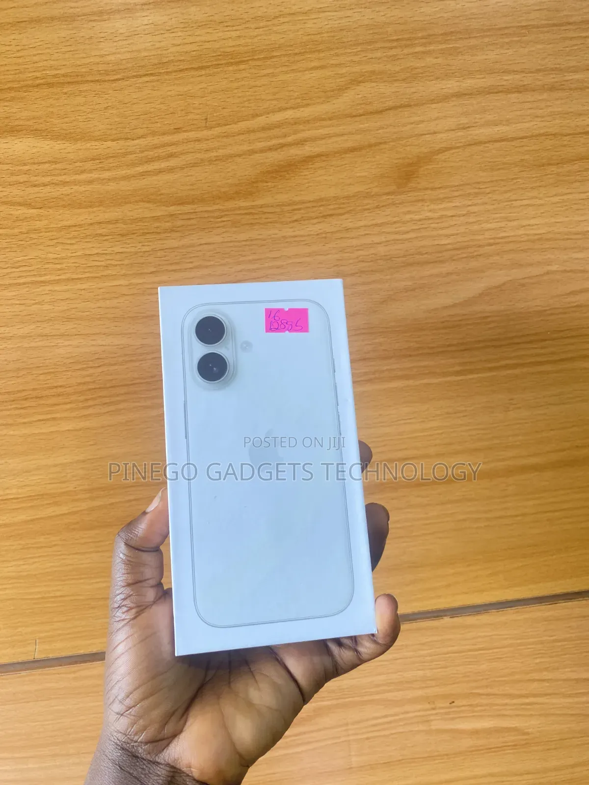 New Apple iPhone 16 128 GB White